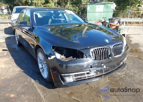 2015 BMW 740Li from USA, damaged, VIN WBAYE4C55FD947004